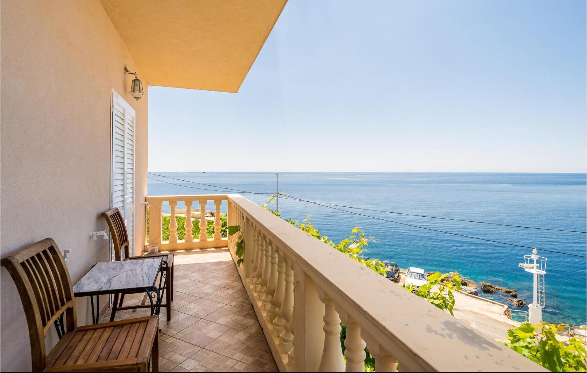 מולונאט Stunning Apartment In Gruda With House Sea View מראה חיצוני תמונה